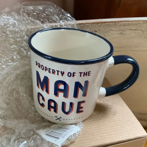 White and Blue 'Man Cave' Mug - Picture 2 of 5